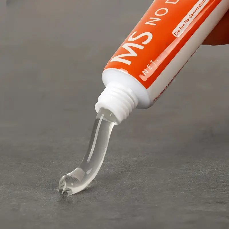 透明で耐久性の高い釘不要接着剤 (取り付けパッド付き) –  - Contact Cement Glue のレビューと価格